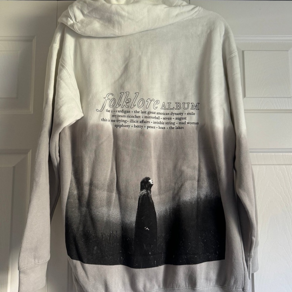 Taylor Swift Folklore Lost In The Memories Hoodie Pullover Sweater - Picture 4 of 4